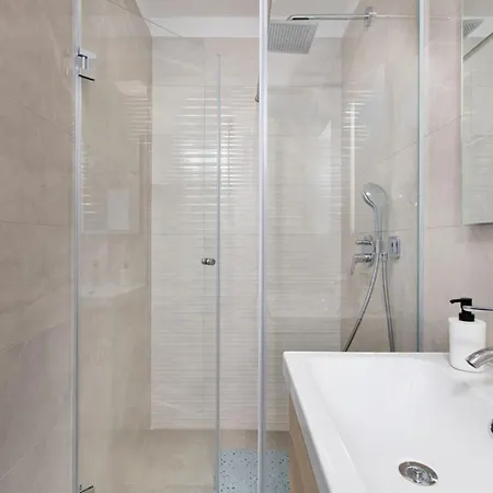 3 Bedroom Ivana With Private Parking, * Punat