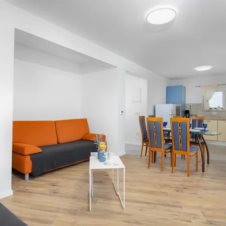 3 Bedroom Ivana With Private Parking, * Punat